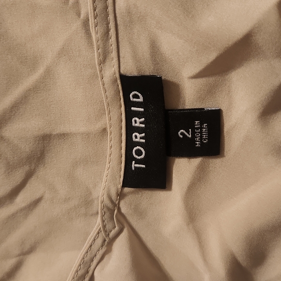 Torrid Beige Spaghetti Strap Top - Picture 9 of 9